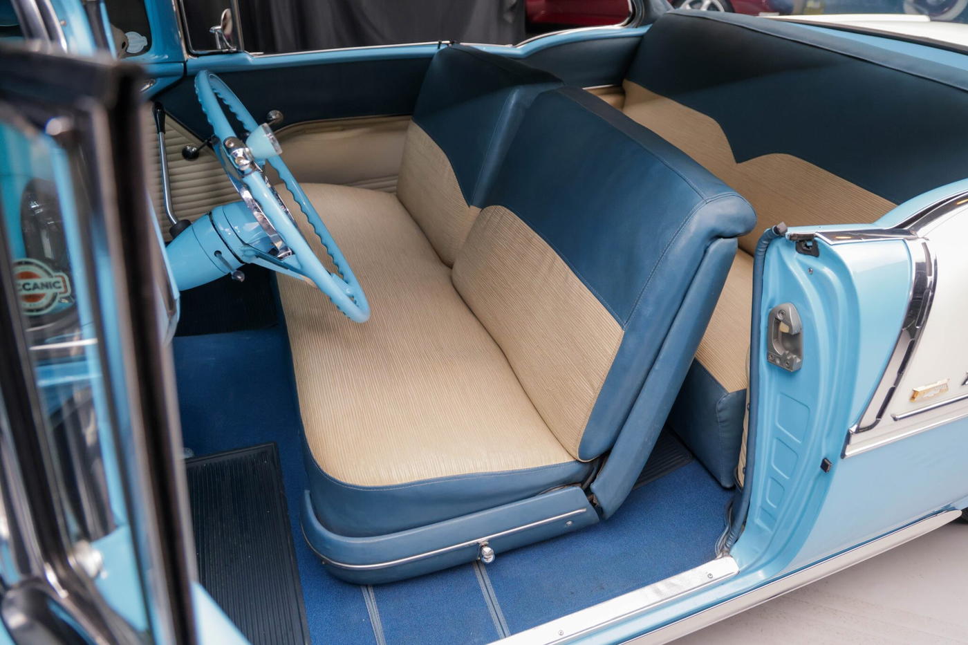 1955 Chevrolet Bel Air 2-Door Hardtop