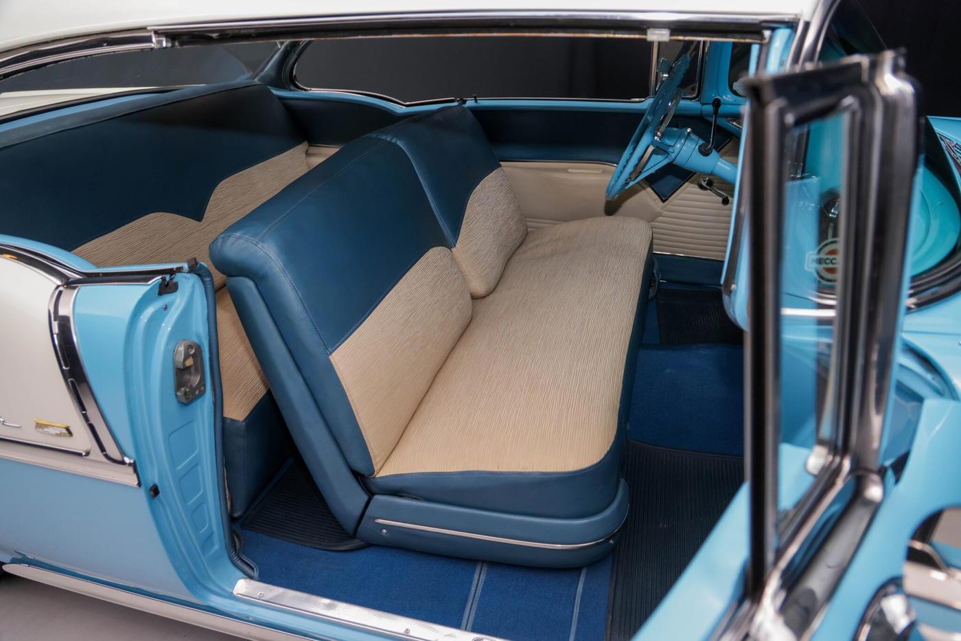 1955 Chevrolet Bel Air 2-Door Hardtop