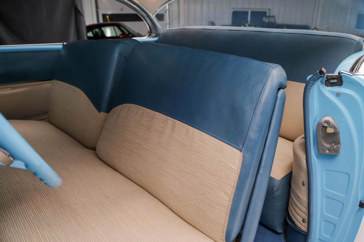 1955 Chevrolet Bel Air 2-Door Hardtop